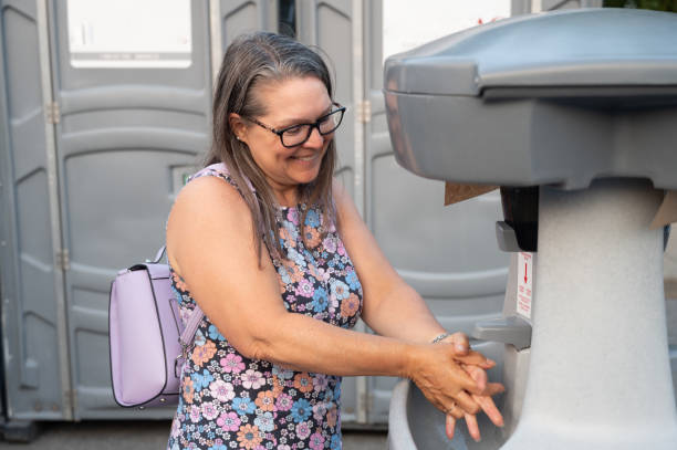 Portable Toilet Options We Offer in Middlesborough, KY